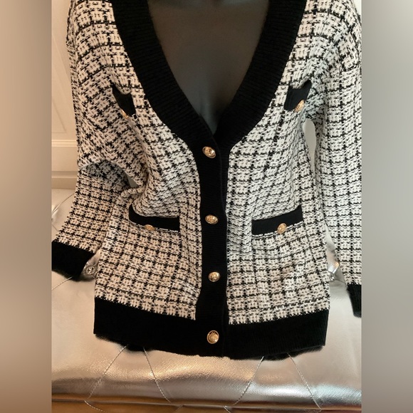 ๐๐๐AMAZING CARDIGAN ๐ธ - Picture 5 of 7